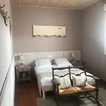 De La Tour 2*